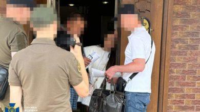 Photo of СБУ задержала экс-прокурора Ростислава Ильницкого. Он скрывался на чердаке у тещи