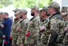 Photo of Следы избиения. Жительница Львовщины заявила об убийстве в армии своего мобилизованного родственника