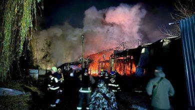 Photo of Во время ночной атаки ВСУ сбили 32 «Шахеда». В Одессе повреждены жилые дома и админздания