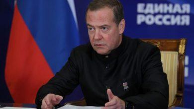 Photo of Медведев пригрозил, что в Киеве «может не наступить 10 мая», если 9 мая произойдет удар по Москве