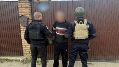 Photo of Под Киевом мужчина купил у военного оружие, а потом из него расстрелял продавца и его тёщу