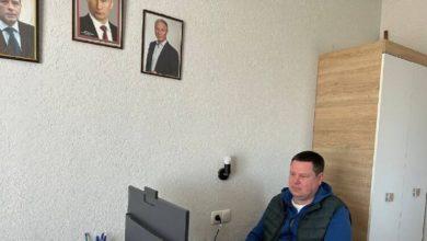 Photo of В захваченной части Херсонской области задержали чиновника после ругани у памятника погибшим военным. Видео